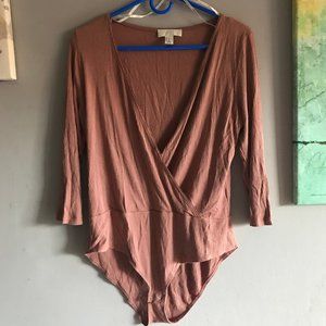 Ribbed deep-v bodysuit